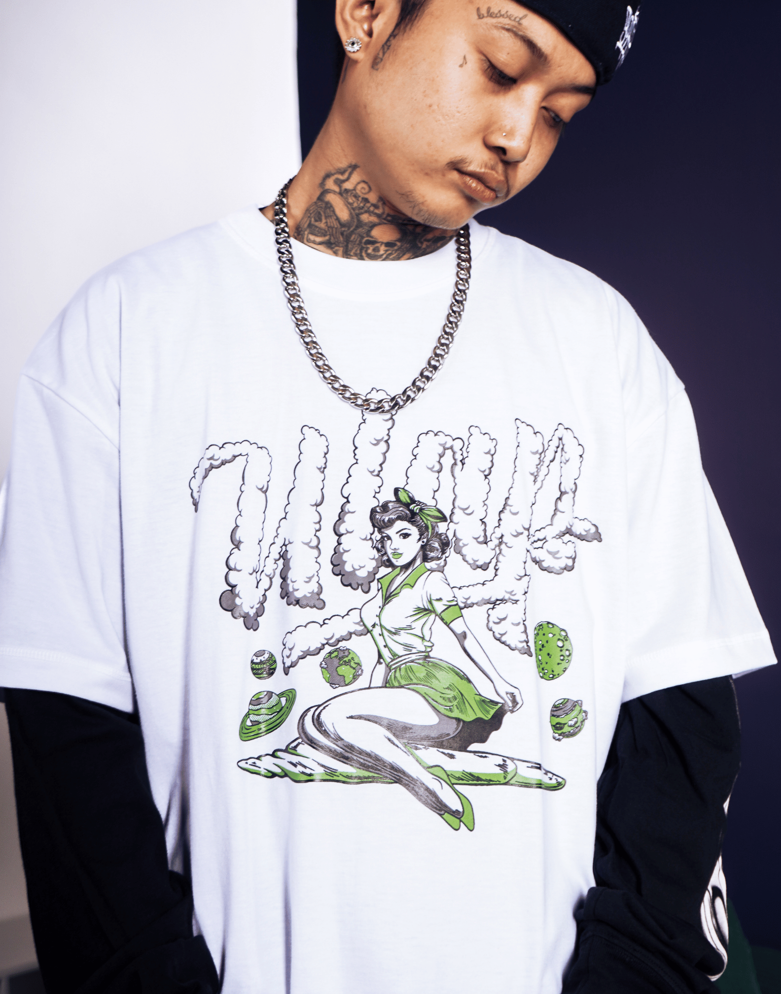 PIN-UP G WHITE ( Oversized White Box Fit T-shirt )