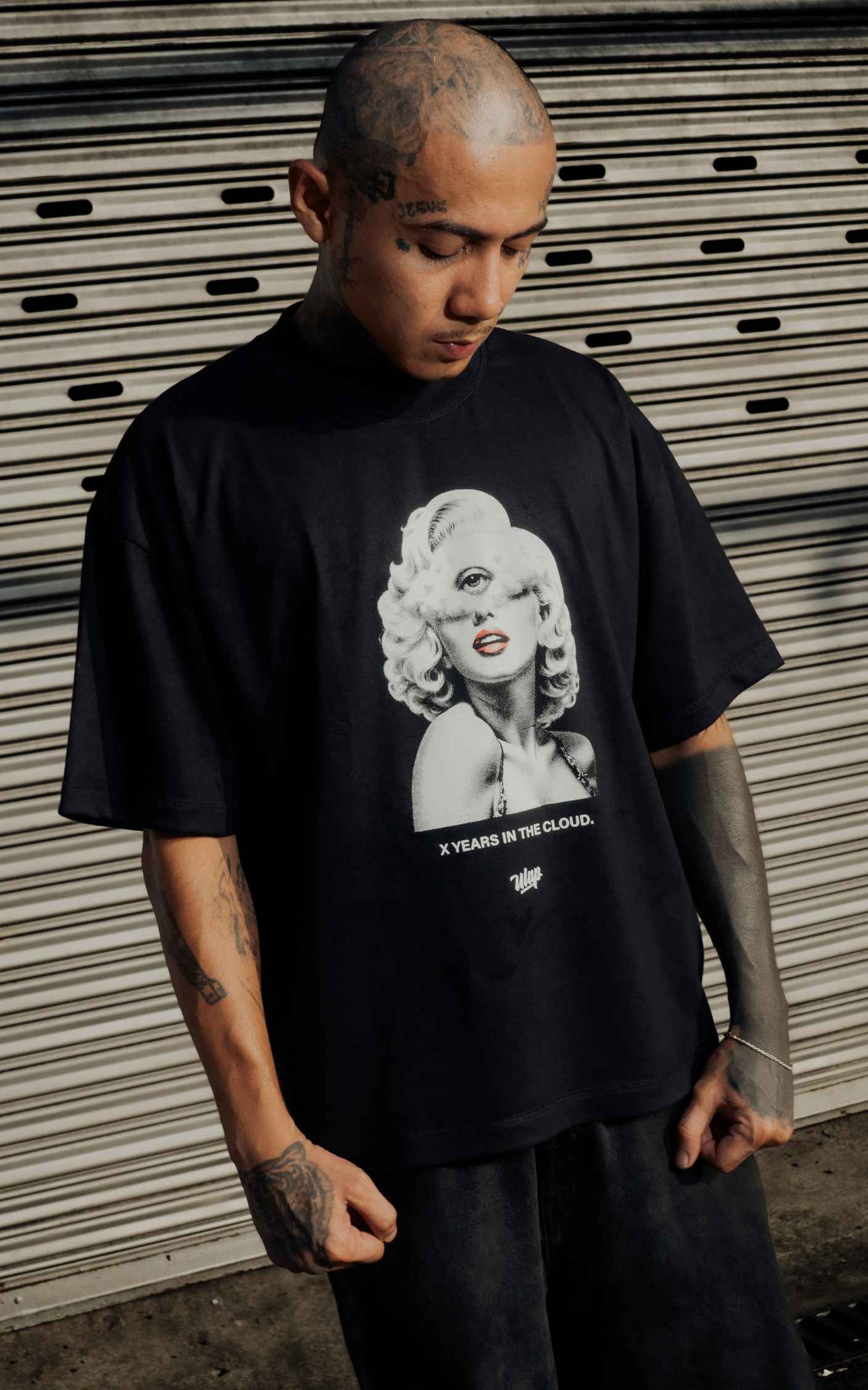 MONROE ( Oversized Black Tshirt )