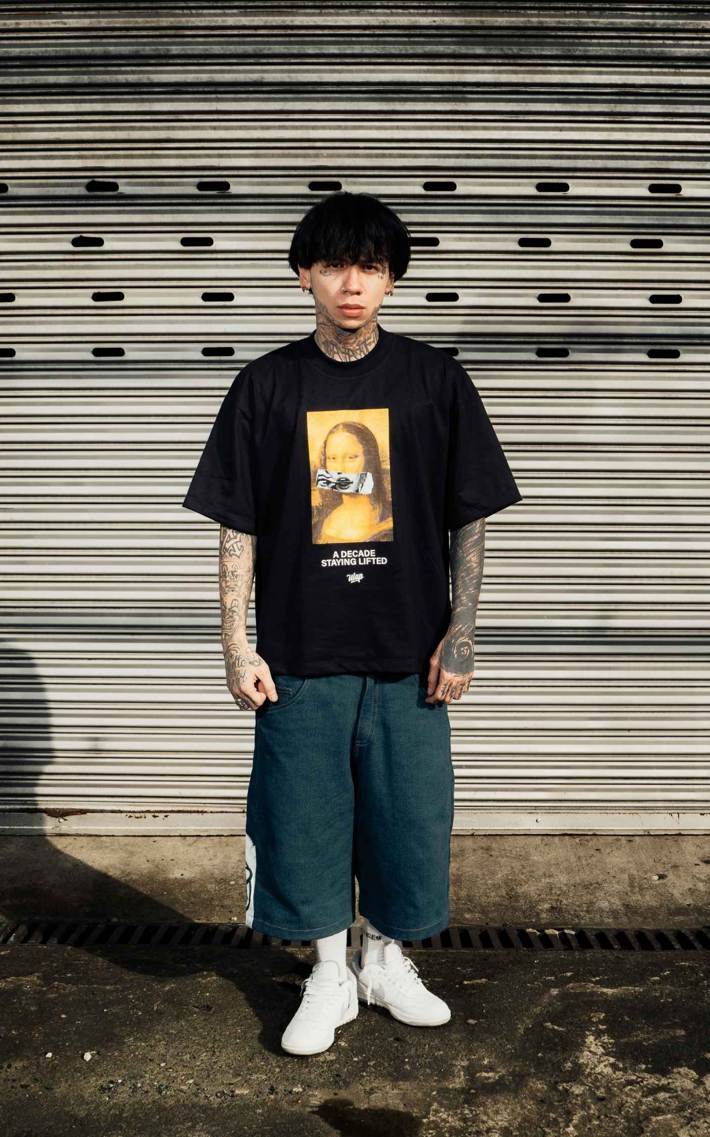 U MONA ( Oversized Black Tshirt )