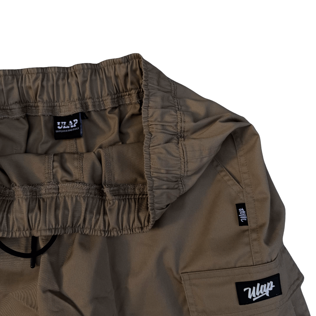 ULAP™ 6 POCKETS PLAIN BROWN CARGO SHORT