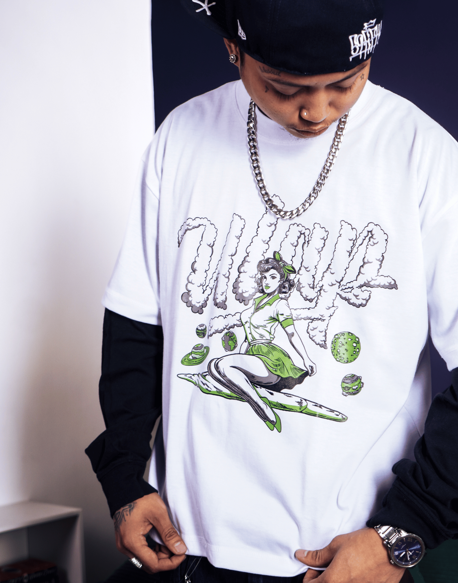 PIN-UP G WHITE ( Oversized White Box Fit T-shirt )