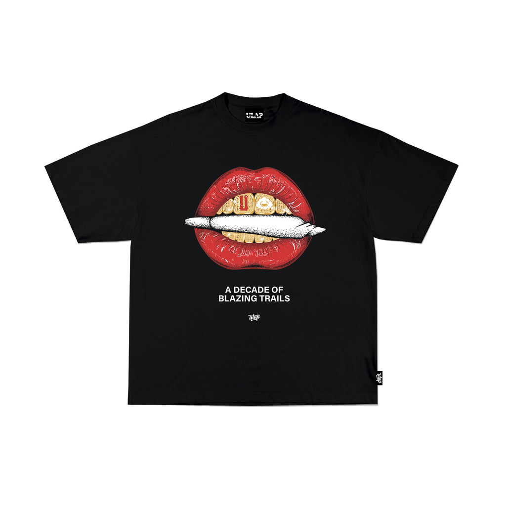 GRILLZ ( Oversized Black Tshirt )